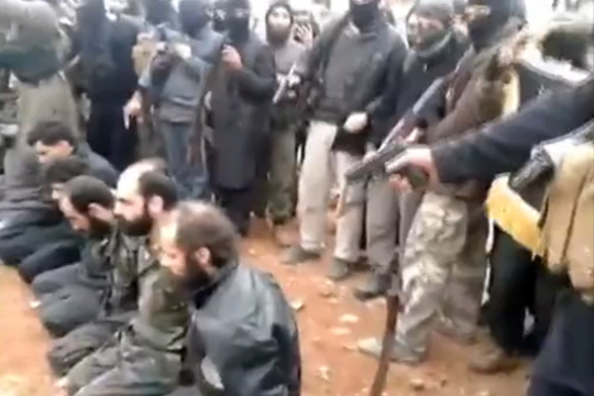 【シリア戦争】拘束したシリア兵を公開処刑･･･次々に銃殺していく