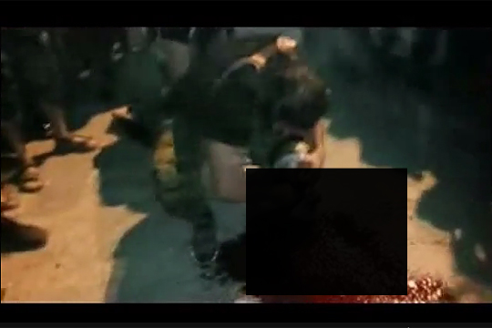 【グロ動画】イスラム組織ISISがまたまた公開斬首映像を公開・・・今回はガチでグロい・・・