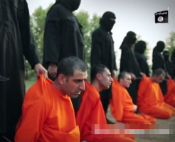 【イスラム国】チキチキ！ISIS対抗囚人の首早切り落としレース！！