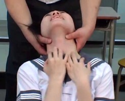 【エログロ】清楚な女子高生の首をひたすら絞め続けるだけの動画がこれ・・・
