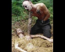 【死姦】森の中で女の子死体使って性欲満たしてる変態お兄さんが撮影した写真が怖すぎワロタｗｗｗ　※エログロ画像