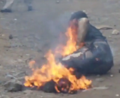 kenyan-potato-thieves-burned-up-by-the-locals