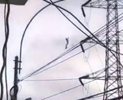 何度か自殺を図って失敗していた男性が鉄塔からの飛び降り自殺