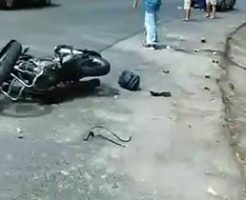 【閲覧注意】バイク事故で身体が千切れ飛んでしまったライダー…